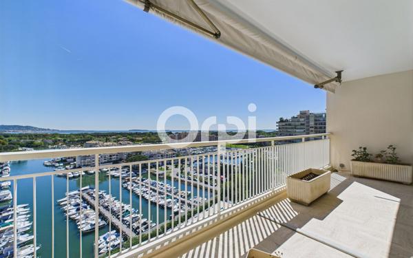 Appartement à vendre    5 pièces • 144,54 m2 Mandelieu-la-Napoule