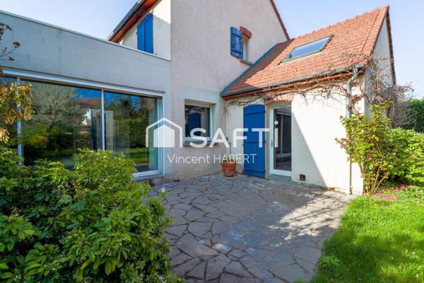 Verneuil-Sur-Seine, Maison familiale