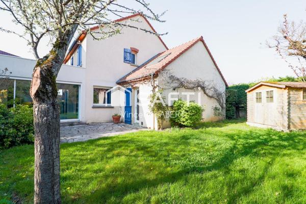 Verneuil-Sur-Seine, Maison familiale