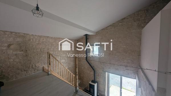 Maison de 140 m² avec 3 chambres garage, dépendance et studio