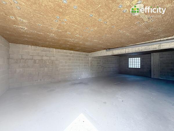 Appartement
         2 pièces
        - 27 m² 117 000 € *