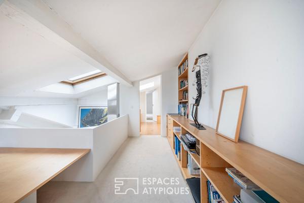 Duplex calme et lumineux au dernier étage