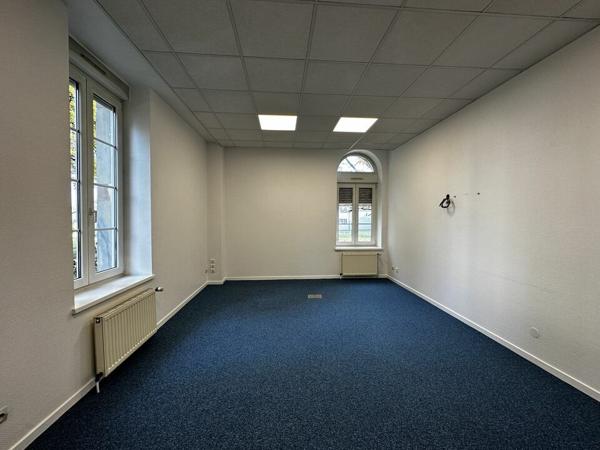 BUREAUX à LOUER de 157.66 m²