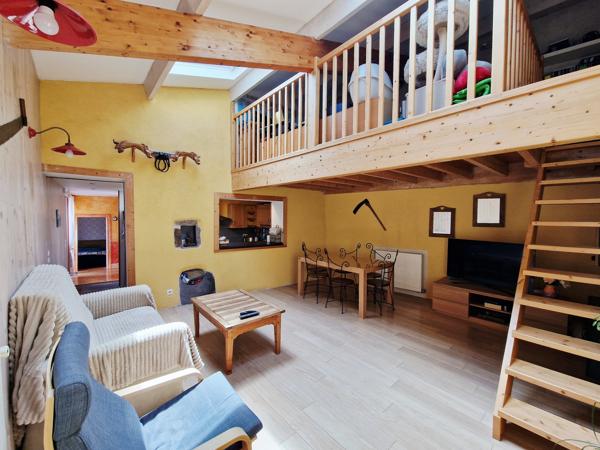 Maison 6 pièce(s) 4 chambre(s) 115 m²