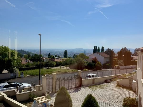 Maison 9 pièce(s) 4 chambre(s) 194 m²