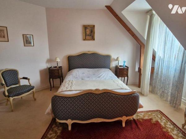 Votre office notarial vous propose à la vente cette maison d'habitation individuelle construite...