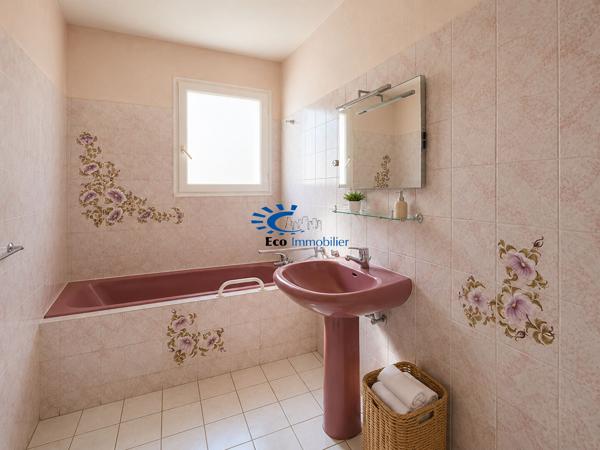 AYTRE MAISON PLAIN PIED 3 CHAMBRES JARDIN Aytre AYTRE MAISON PLAIN PIED 3 CHAMBRES JARDIN Aytre