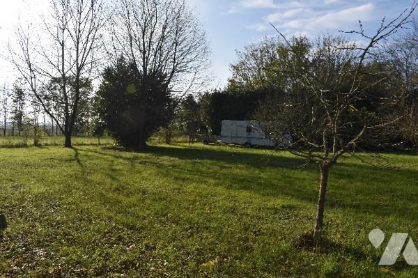 MAISON MODERNE SITUEE A VILLEFAGNAN 1hectare de terrain 220m2