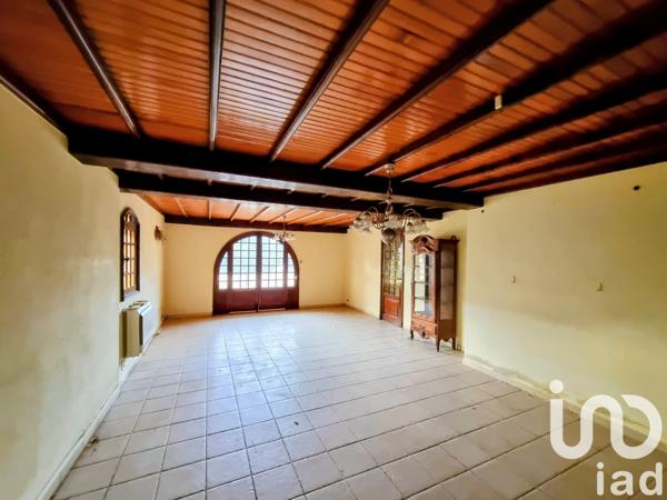 Maison à vendre 7 pièces 243 m² Arles