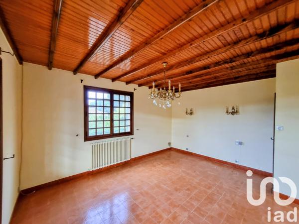 Maison à vendre 7 pièces 243 m² Arles