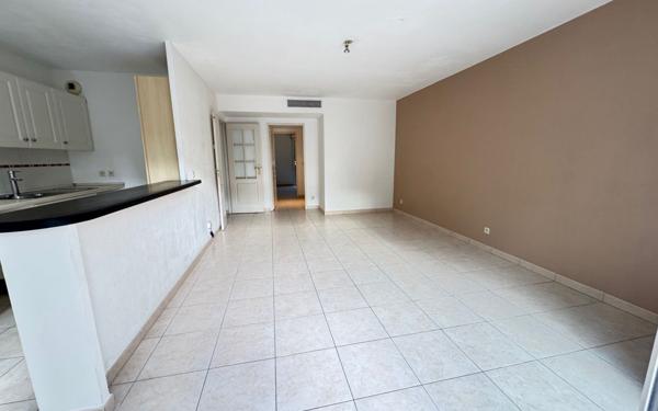 Appartement à vendre    3 pièces • 65,15 m2 Cagnes-sur-Mer