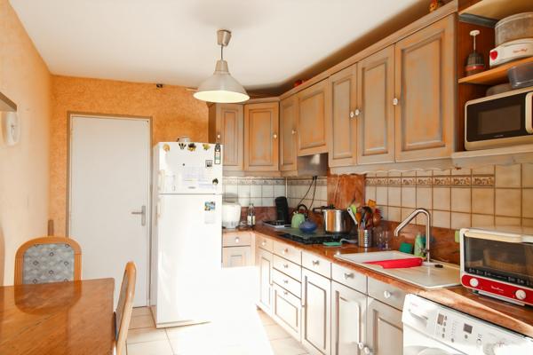 À vendre - T4, 4 pièces situé à Nîmes (30000)