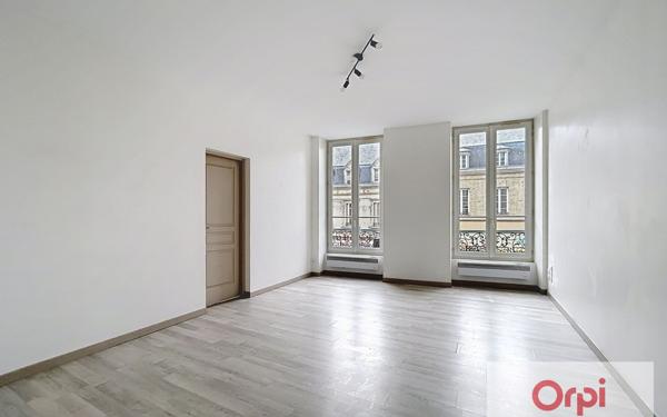 Appartement à louer    3 pièces • 80,67 m2 Montluçon