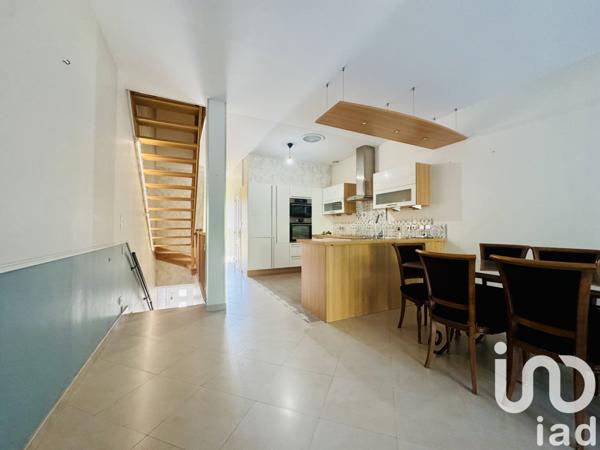 Maison à vendre 6 pièces 152 m² Les Clayes-sous-Bois