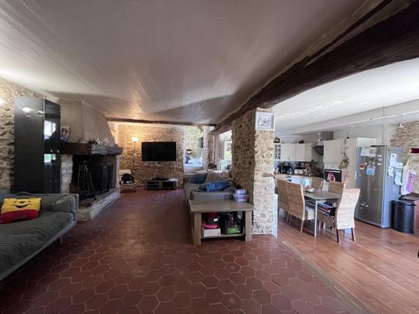 Maison à vendre 325 000 € Longuesse 5 p 128 m² DPE F