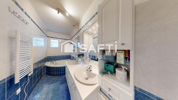 Maison T6 134m² avec piscine sur l'Isle d'Abeau