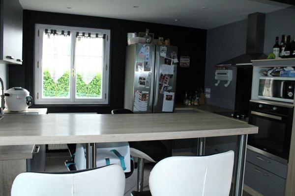 Maison  avec piscine sur Lesperon 4 pièce(s) 95 m2 sur 1460 m² de terrain