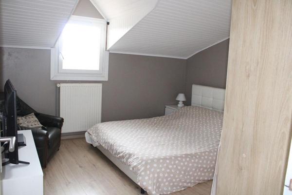 Maison  avec piscine sur Lesperon 4 pièce(s) 95 m2 sur 1460 m² de terrain