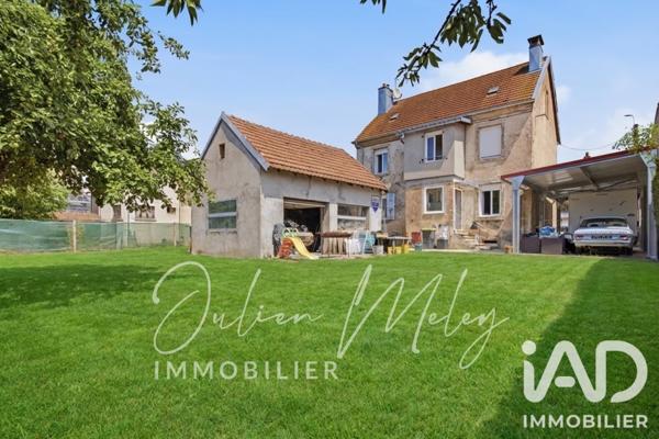 Maison à vendre 7 pièces 121 m² Sainte-Suzanne