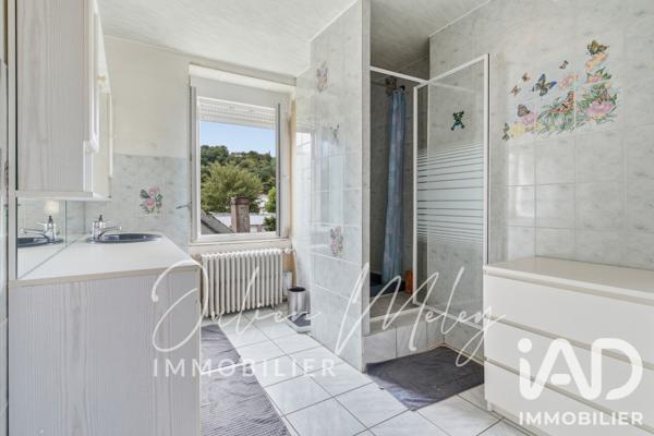 Maison à vendre 7 pièces 121 m² Sainte-Suzanne