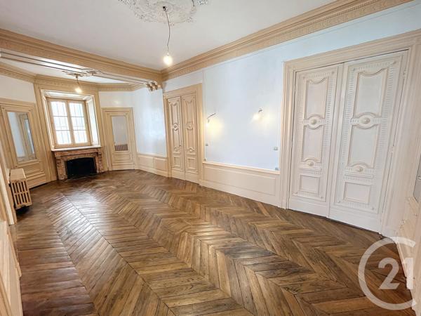 Appartement T6 à vendre  6 pièces - 228,32 m2 CHALON SUR SAONE - 71