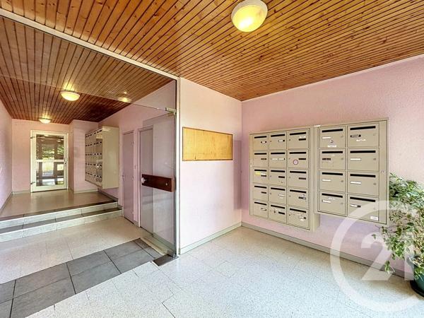 Appartement F4 à vendre  4 pièces - 76 m 2   DIJON  - 21