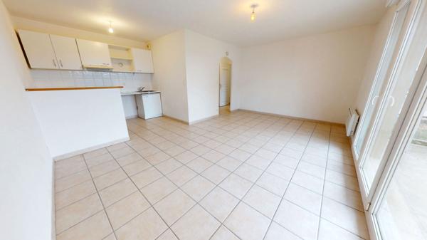 T2 avec balcon dans résidence sécurisée avec piscine à Caen