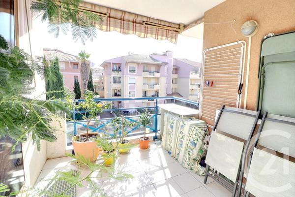 Appartement T2 à vendre  2 pièces - 42,05 m2 FREJUS - 83