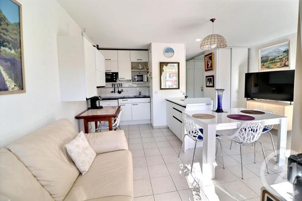 Appartement T2 à vendre  2 pièces - 42,05 m2 FREJUS - 83