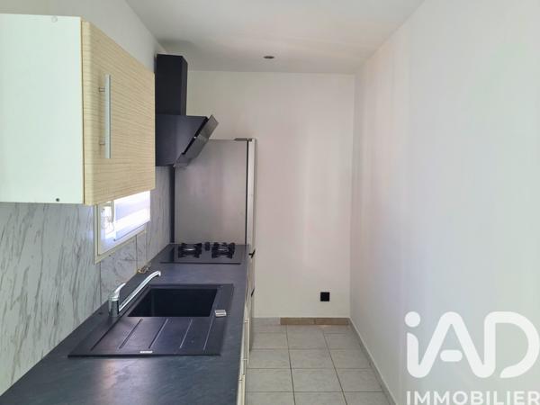 Appartement à vendre 3 pièces 47 m² Saint-Maximin-la-Sainte-Baume