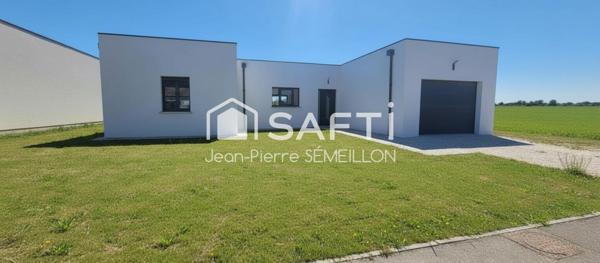 Maison neuve 4 ch avec terrasse et garage à Brax