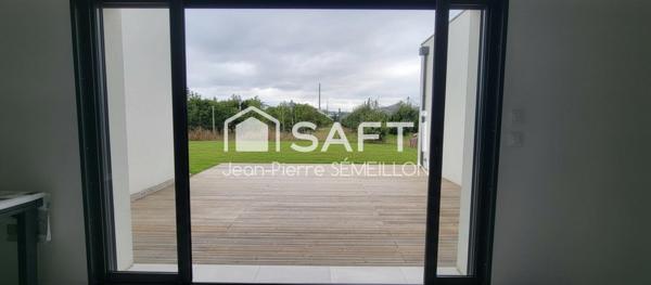 Maison neuve 4 ch avec terrasse et garage à Brax