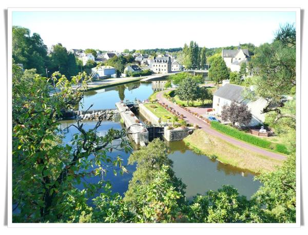 Dpt Morbihan (56), à vendre ROHAN propriete P17 de 338 m² - Terrain de 31 655 m²