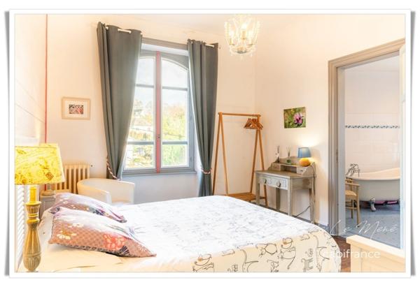 Dpt Morbihan (56), à vendre ROHAN propriete P17 de 338 m² - Terrain de 31 655 m²