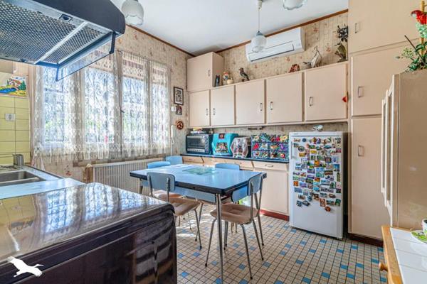 Maison 437 808 € Villenave-d'Ornon 6 p 129 m² DPE D