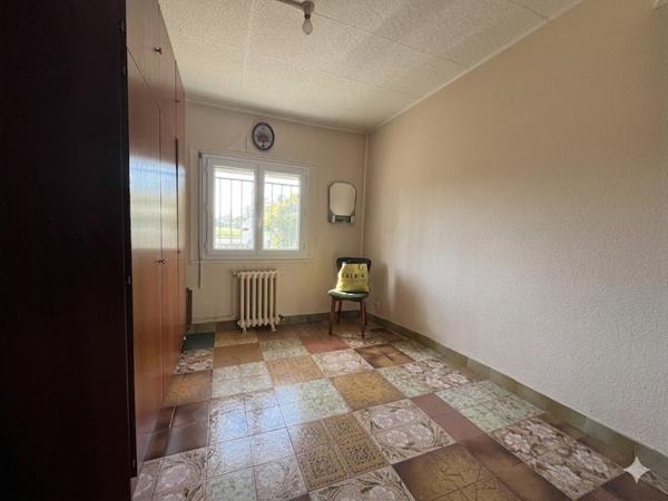 Maison à vendre 114 000 € Saint-Astier 4 p 80 m² DPE F