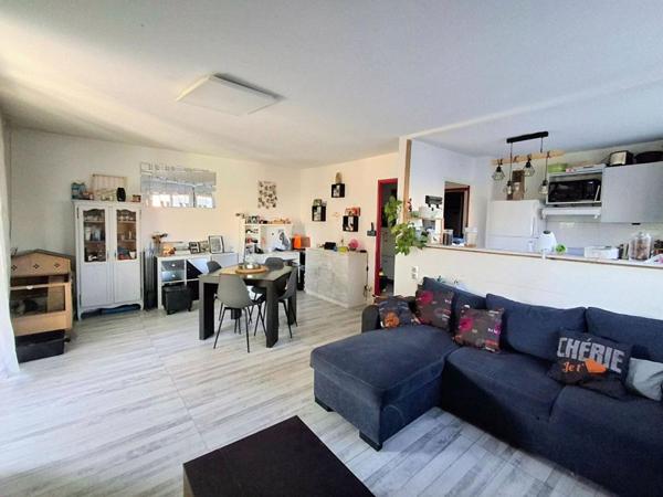 Appartement T3 - Résidence avec piscine + 2 places de parking