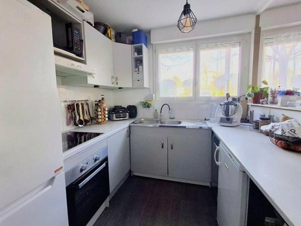 Appartement T3 - Résidence avec piscine + 2 places de parking