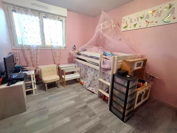 Appartement T3 - Résidence avec piscine + 2 places de parking