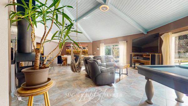 EXCLUSIVITE CARCASSONNE MAQUENS - MAISON  OCTOGONALE - JARDIN - PISCINE - GARAGE