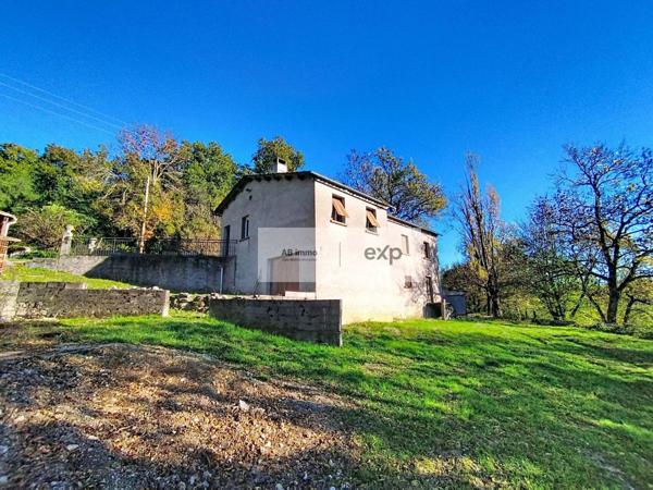 Maison traditionnelle 4 chambres à rénover – Saint-Paul-Flaugnac