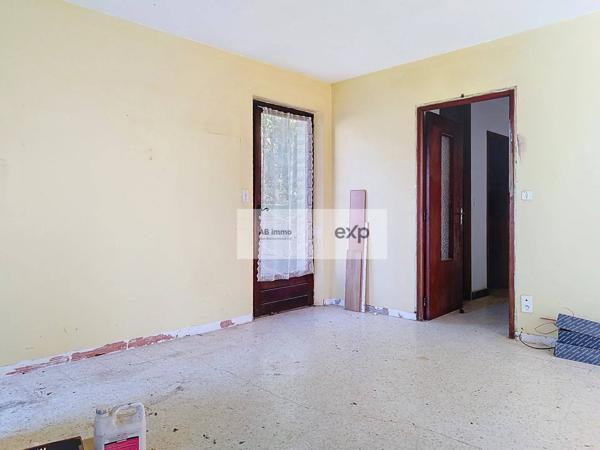 Maison traditionnelle 4 chambres à rénover – Saint-Paul-Flaugnac