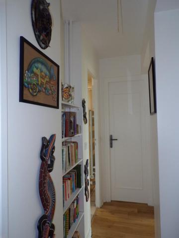 EN EXCELLENTE ETAT  BALCON ET BOX !