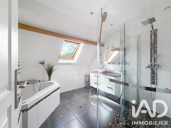 Maison à vendre 6 pièces 156,38 m² Noiseau