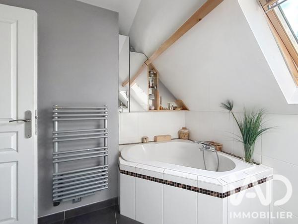 Maison à vendre 6 pièces 156,38 m² Noiseau