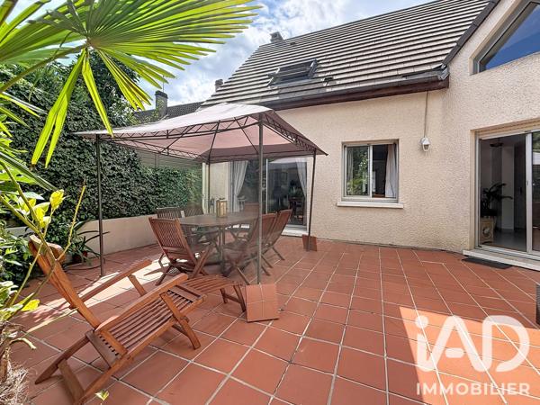 Maison à vendre 6 pièces 156,38 m² Noiseau