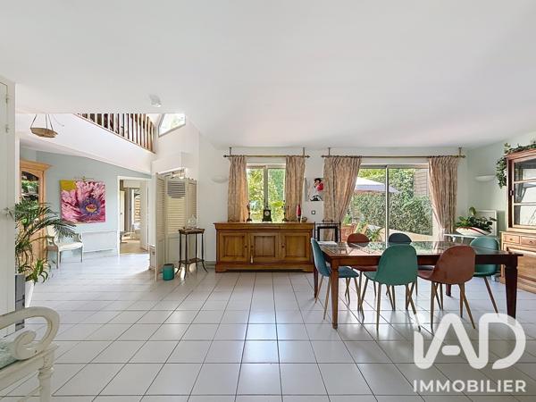 Maison à vendre 6 pièces 156,38 m² Noiseau