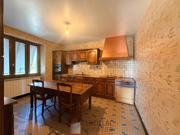 Maison 6 pièce(s) 4 chambre(s) 134 m²