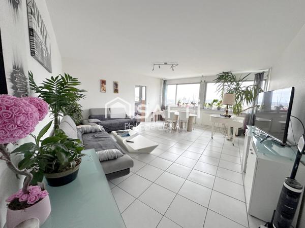 Grand F4 vue dégagée, hyper-centre