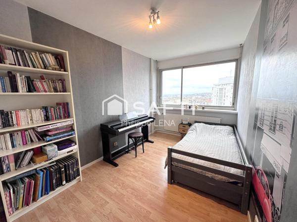 Grand F4 vue dégagée, hyper-centre